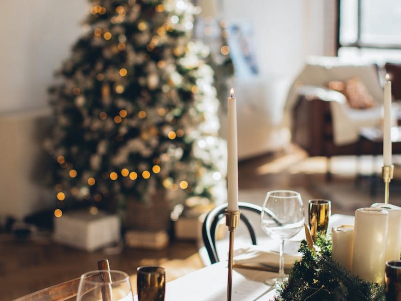 christmas table setting